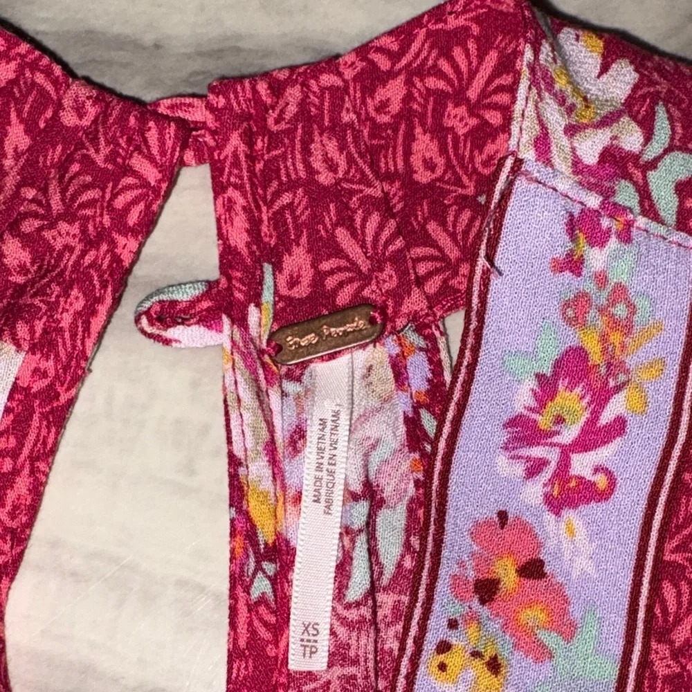 Free People Raspberry Dream Darlin Top - Picture 4 of 6